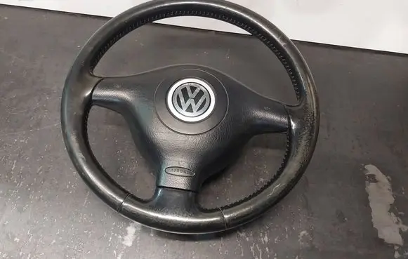 Volkswagen PASSAT B5 Steering wheel 1J0419091R 3B0880201AG