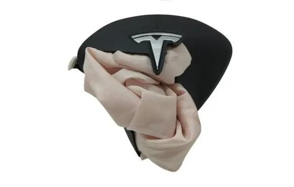 Tesla Model S Steering wheel airbag 0589P1000552 102250600D A14IS000249