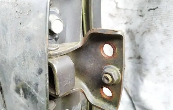 Mazda 626 Rear door lower hinge