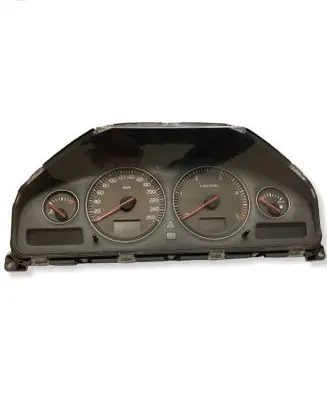 Volvo XC70 Speedometer (instrument cluster) 30746102 8602885 69594700T