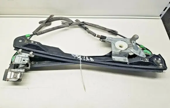 Ford Focus Front window lifting mechanism without motor XS4123200