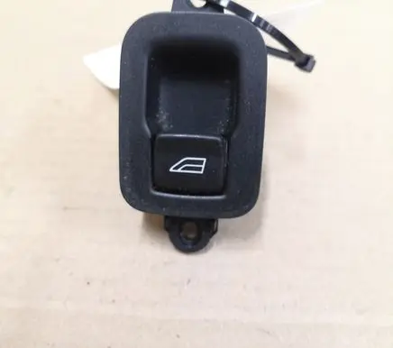 Volvo V50 Electric window control switch 30774163