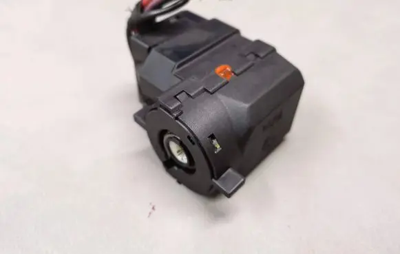 BMW 5 E39 Ignition lock contact 6901961
