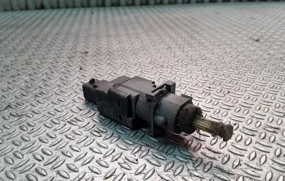Clutch pedal sensor