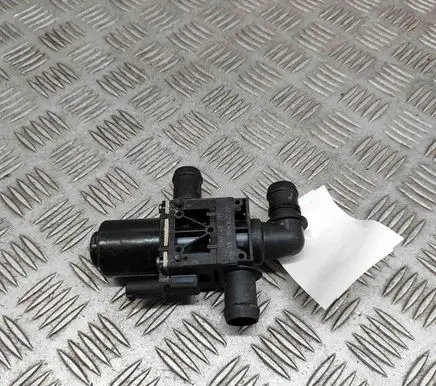 Jaguar I-Pace Coolant heater J9D318495AA