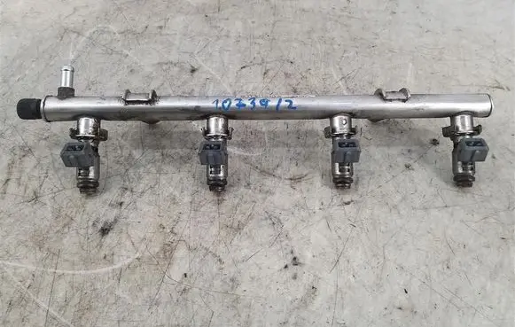 Mercedes-Benz A W168 Fuel main line pipe A1660700895