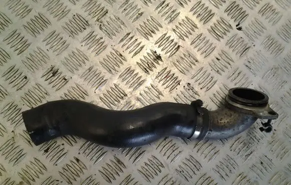 Opel Astra H Coolant pipe/hose 55557037