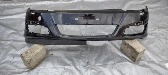 Opel Astra H Front bumper