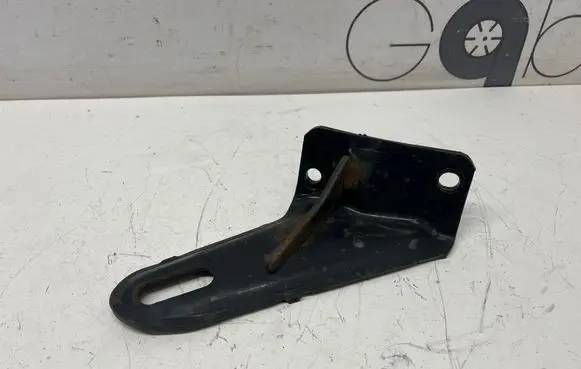 Toyota RAV 4 (XA50) Towing hook eye 
