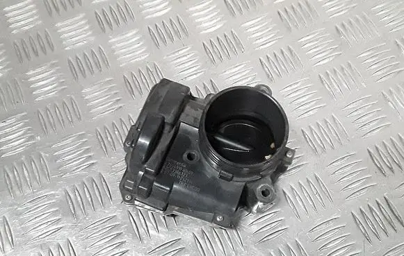 Peugeot 207 CC Throttle valve v760491980