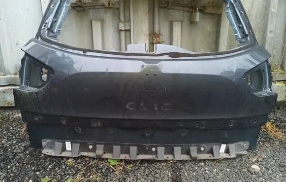 Renault Clio IV Back/rear loading door 