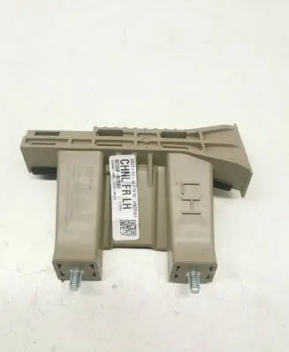 Hyundai Tucson IV NX4 Front door windshield rail 82550N7000 VB20504