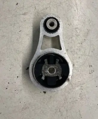 Opel Vivaro Engine mount bracket 67993