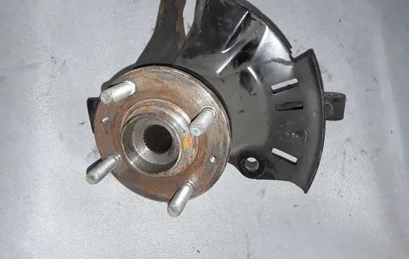 Hyundai i20 (PB PBT) Front wheel hub 517161J600