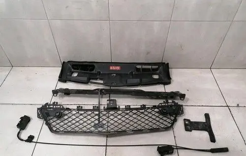 Mercedes-Benz C W204 Front bumper support beam A2046200272