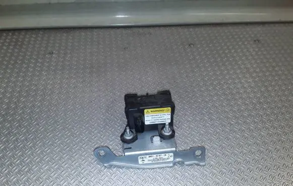 Volvo C30 ESP acceleration yaw rate sensor 10170103533