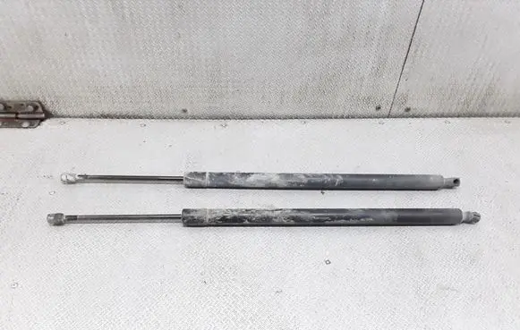 Volkswagen Transporter - Caravelle T5 Tailgate/trunk strut/damper 7H0827550