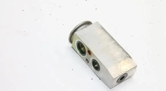 Nissan 370Z Air conditioning (A/C) expansion valve 