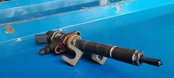 Ford Fusion Fuel injector 0445110239 FFF061307