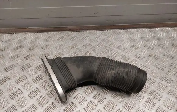 Porsche Panamera (970) Air intake duct part 97011011303