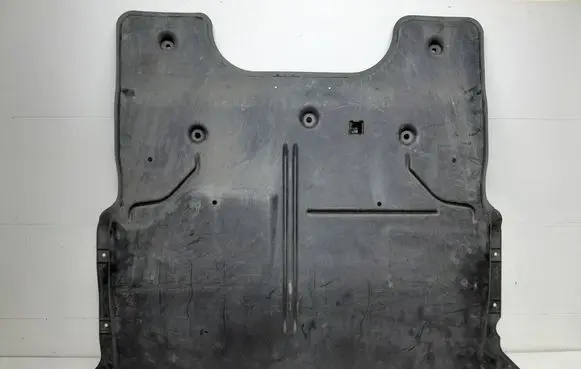 Volkswagen T-Roc Engine splash shield/under tray 2Q0825236G 2Q0825236H