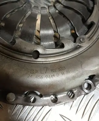 Opel Meriva A Pressure plate 244569444