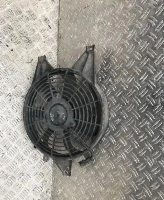 KIA Carnival Radiator cooling fan shroud