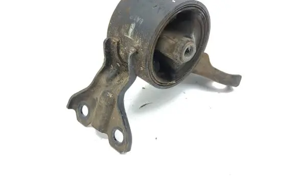 Citroen C-Crosser Engine mount bracket