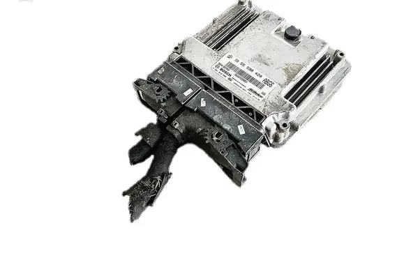 Opel Corsa D Engine control unit/module 55590420