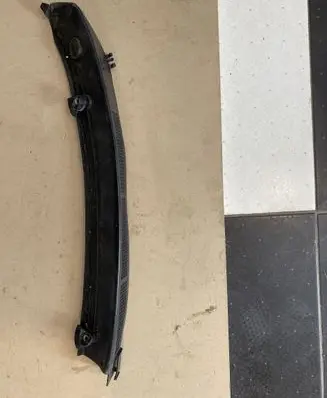 Audi Cabriolet B3 8G Rain gutter 894819404