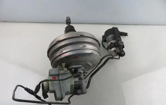 BMW 7 E65 E66 Brake booster 0265410540 6783817