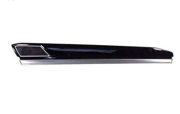 Volkswagen Touareg III Rear door card trim 760868968 761947226