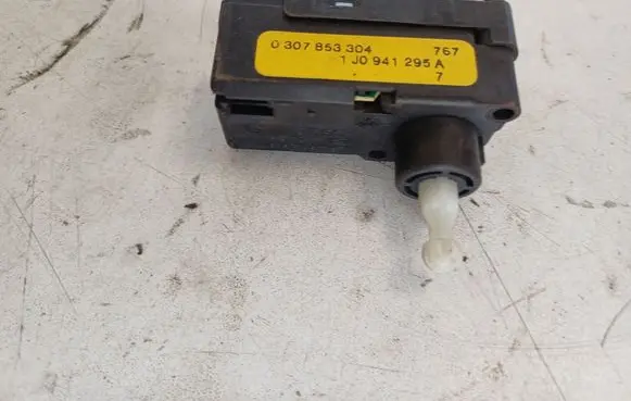 Volkswagen Sharan Headlight level adjustment motor 1J0941295A