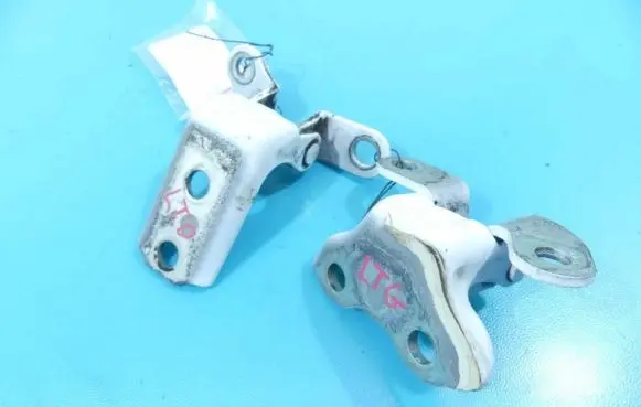 Toyota Avensis T270 Rear door hinge set IMPRK1286196