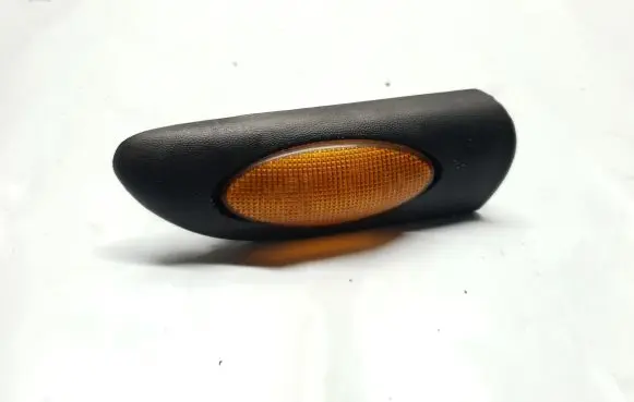 Opel Vectra B Front fender indicator light