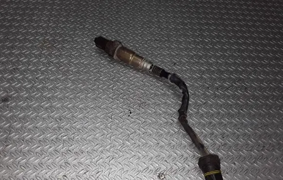 Mercedes-Benz ML W163 Lambda probe sensor 0015403717