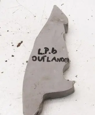 Mitsubishi Outlander Fender foam support/seal 082329
