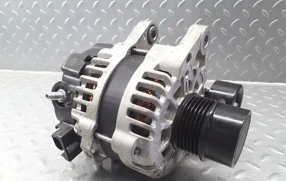 Hyundai i20 (BC3 BI3) Generator/alternator 3730007450 61011061