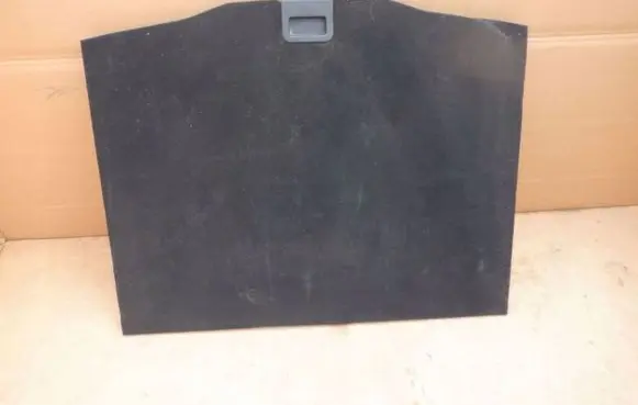 Trunk/boot floor carpet liner