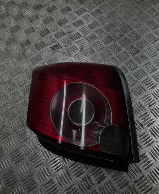 Toyota Avensis T250 Rear/tail lights