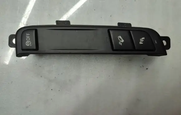 Multifunctional control switch/knob
