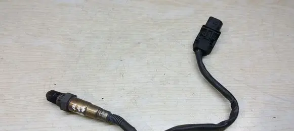 BMW 1 E81 E87 Lambda probe sensor 780436901 0281004079