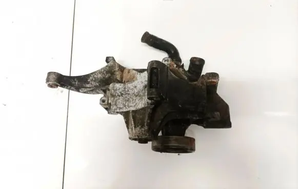 Audi A4 S4 B5 8D Engine mounting bracket 028903143af