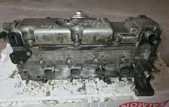 Opel Vectra B Engine head R9128018