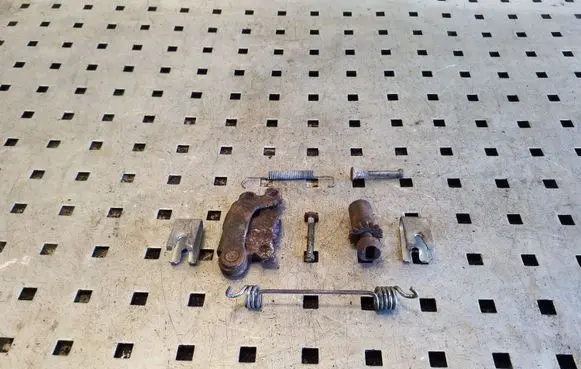 Peugeot Boxer Handbrake/parking brake pads 