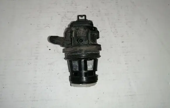Toyota Prius (XW20) Windscreen/windshield washer pump 8533060190