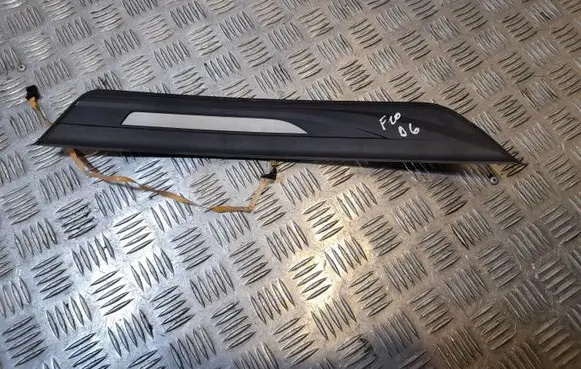 BMW 5 F10 F11 Rear sill trim cover 51477203604 7203604