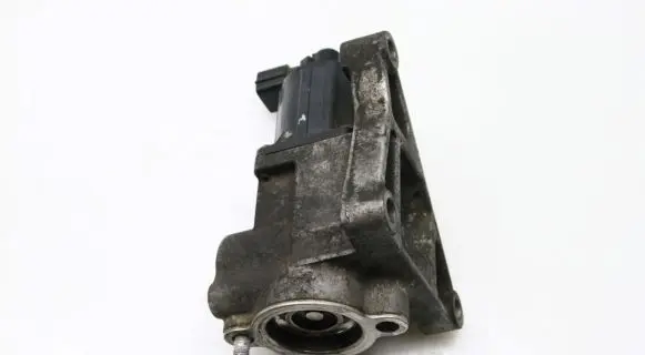 Mazda 6 EGR valve R2AA20300A