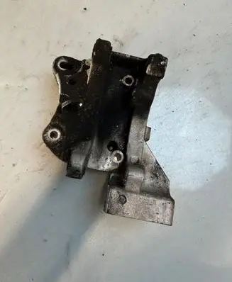 Citroen C3 Engine mounting bracket 9640883780