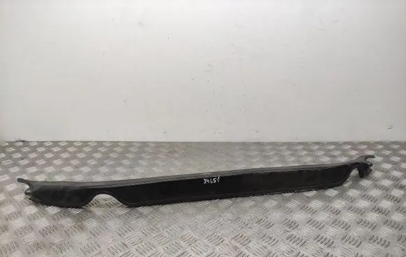 Volkswagen PASSAT B8 Other engine bay part 3G0805275A